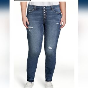 TIME AND TRU BUTTON DOWN SKINNY JEANS